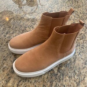 Size 7.5 J Slide boots